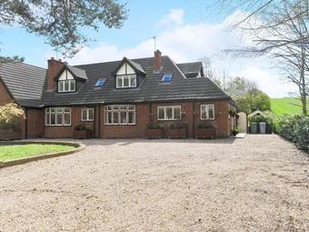 Lambley Lodge