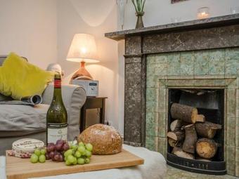 4 Ecclesbourne Cottages