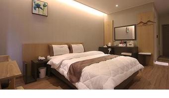 Aju Business Hotel