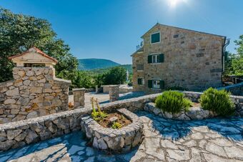 Holiday Home Flying Stars