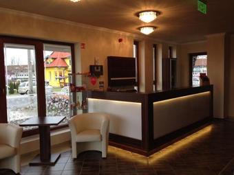 Hotel R�zsa Cs�rda