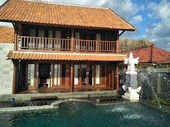 Bed & Breakfast Waterside Inn Nusa Penida