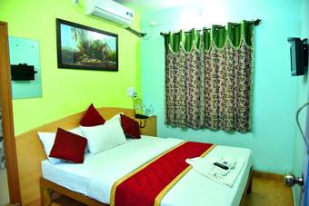 Hotel Housefinch Residency