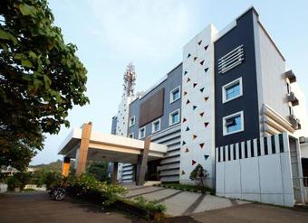 Rose International Hotel