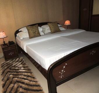 Hotel Mandakini
