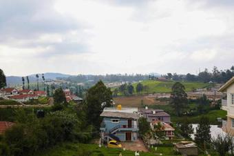 Villa Mountain View 2bhk Home Near Mysore Road, Ooty