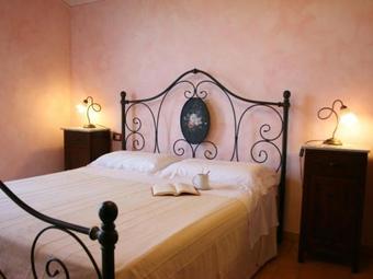 I Bertoni Villa Sleeps 6 Pool Wifi