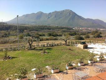 Agroturismo Salis� Country House