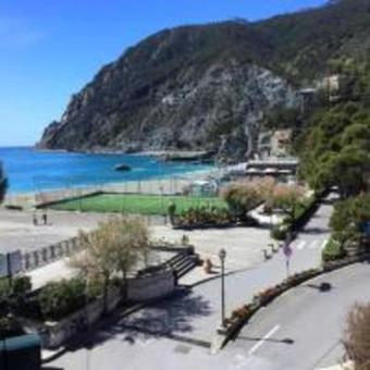 Hostal Artana Suites Collection