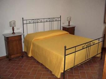 Ponte A Poppi Apartment Sleeps 4 Pool Wifi