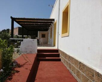 Residenza Dei Baroni - Dammusi Bed&relax Pantelleria