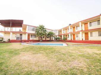 Capital O Hotel Villa Esperanza