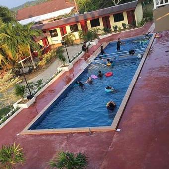 Hostal Laman Guesthouse