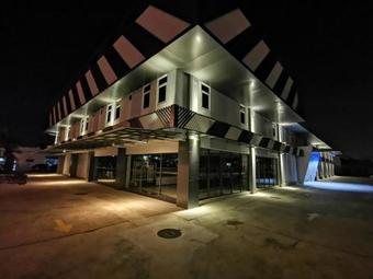 3-plus Hotel