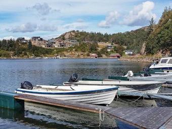 Three-bedroom Holiday Home In Lyngdal 1