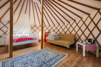 Wioska India?ska River Park