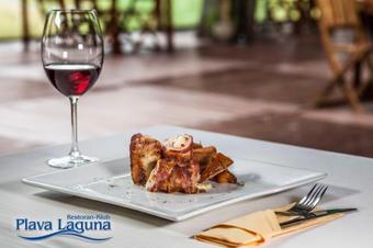 Hostal Guesthouse Plava Laguna