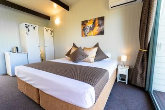 Motel Brisbane North B&B And Winery