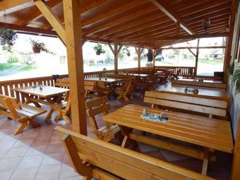 Bal�nov� Hotel Rade?�n