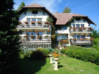 Hostal Pension Dana