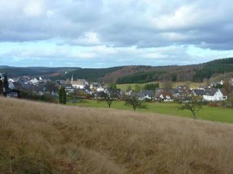 Cozy Apartment In Brachthausen Sauerland With Private Garden