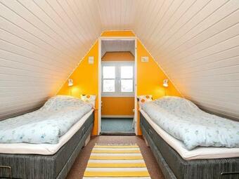 Four-bedroom Holiday Home In Nex� 17