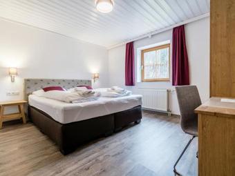Chalet Barney Xl