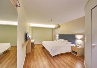 Hanting Hotel Mingguang Runxi City Plaza