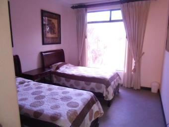 6 Bedroom House With Ocean Views Hermosa Palms #110