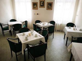 Hostal Penzion Bowling Sedlcany