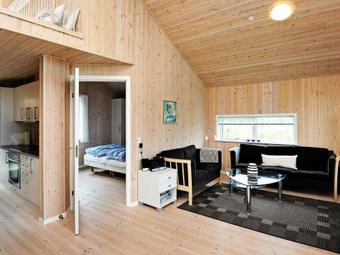 Three-bedroom Holiday Home In Ulfborg 13