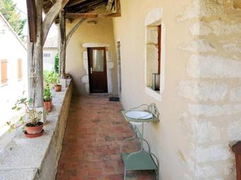 Holiday Home Fleur Du Lys (bly300)