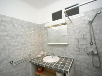 Luxurious Holiday Home With Pool In Pertuis France