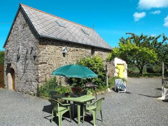 Holiday Home Les Galets Bleus (pzc100)