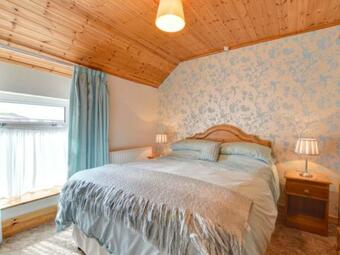 Holiday Home Bryncroes