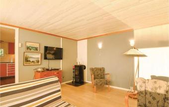 Holiday Home L�ken�sv�gen Fristad II