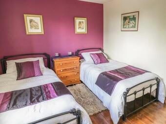 4 Manor Farm Cottages