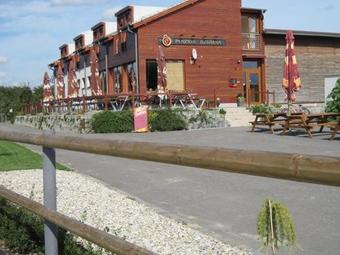 Hostal Penzion J�zd�rna Such�