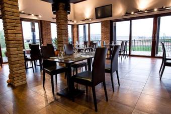 Hostal Restaurace&rooms Na Jitr�ch