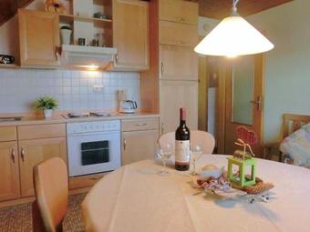 Cozy Apartment With Private Garden Near Forest In Nisterau
