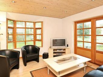 Holiday Home L�s� X