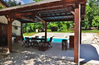 Maison De Ma�tre Montchevreuil