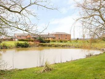 The Oaks, Ellesmere