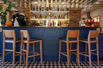 Tewin Bury Farm Hotel