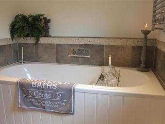 Shafts Barn, Winchester