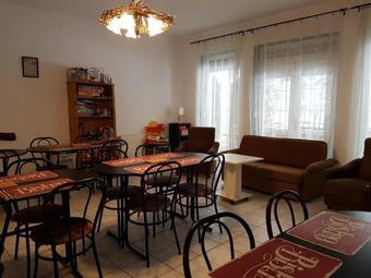 Hostal Fert?di K�ria Vend�gh�z