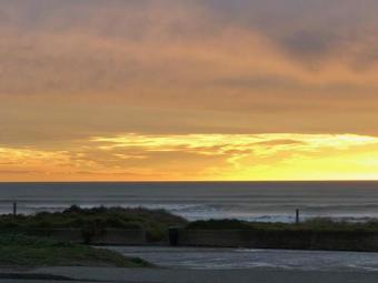 Otaki Beachfront Getaway