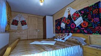 Hostal Pensiunea Lore&sara