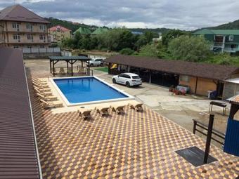 Hostal Kovcheg Guest House