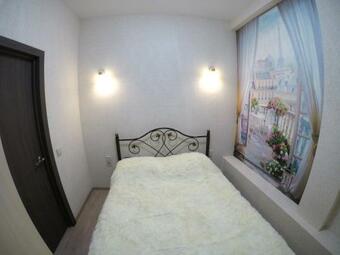 Apartment With Mountain View